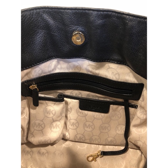 Michael Kors Hamilton Large Satchel - Picture 7 of 8